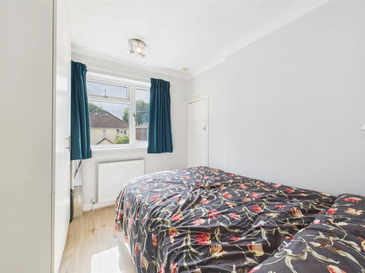 Elm Avenue, Ruislip, HA4 8PA, photo 5