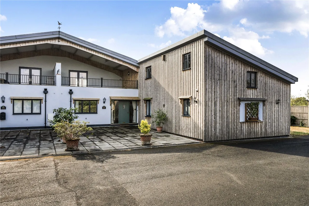 Barnfield Farm, Pudleston, Leominster, HR6 0RB, photo 2