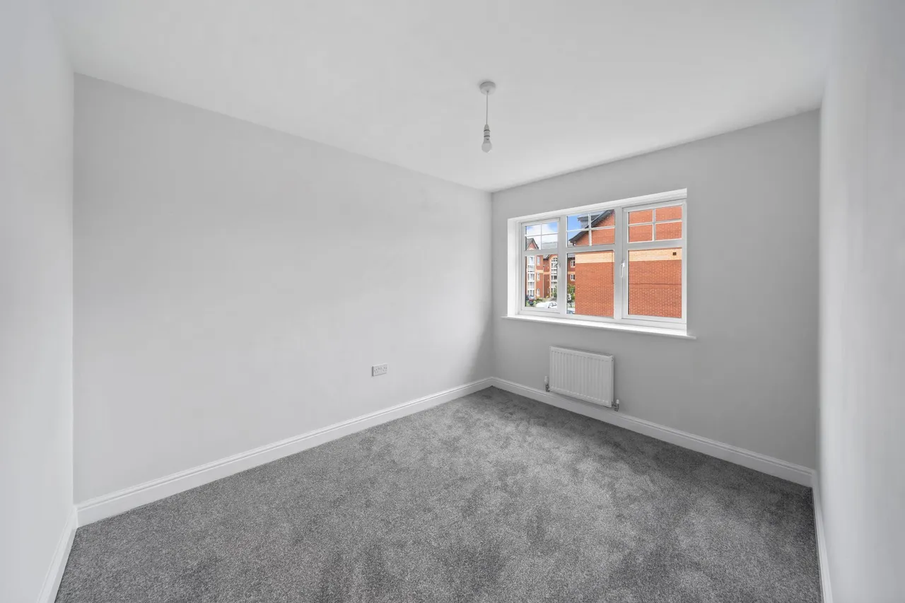 Stott Wharf, Leigh, Leigh, WN7 2ER, photo 9