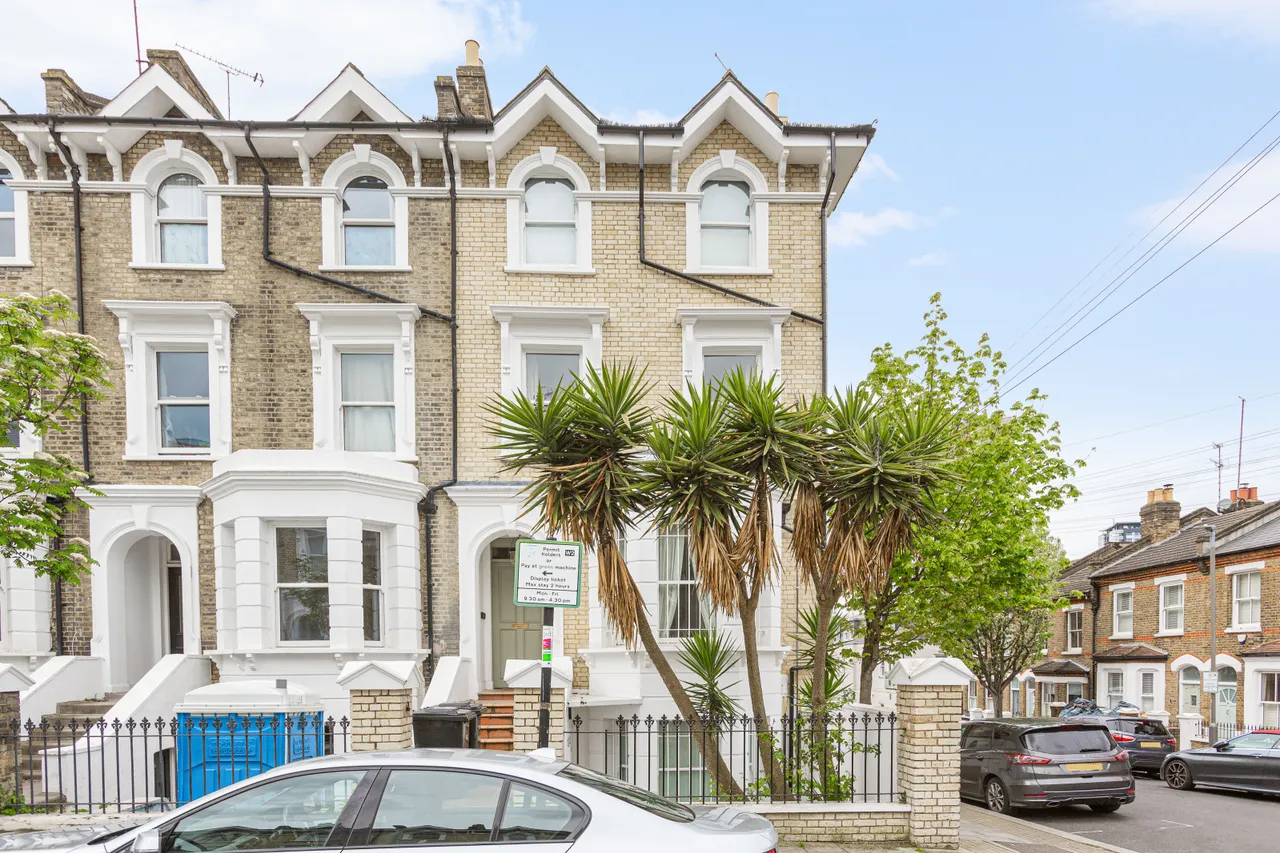 Aspley Road, London, SW18, photo 7