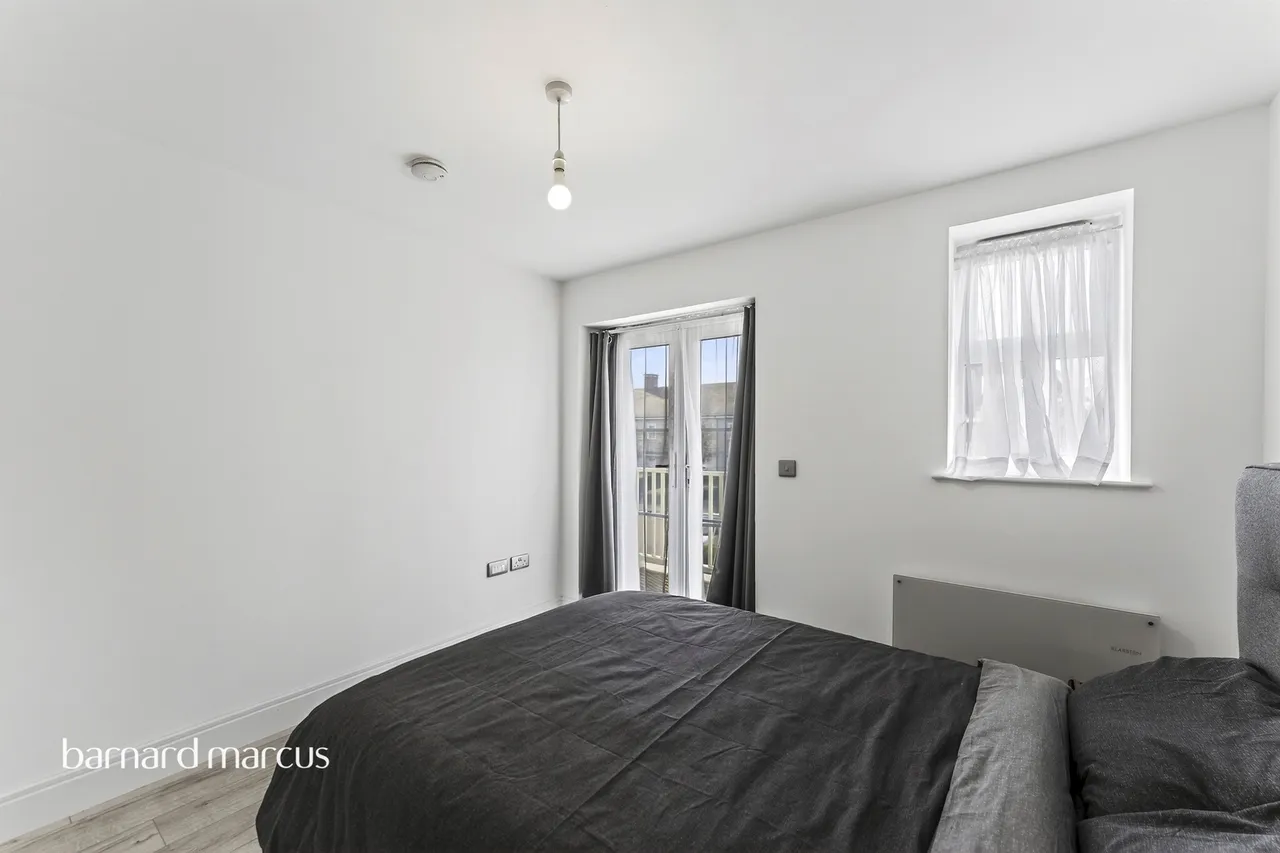 Beaumont Drive, Worcester Park, KT4, photo 11