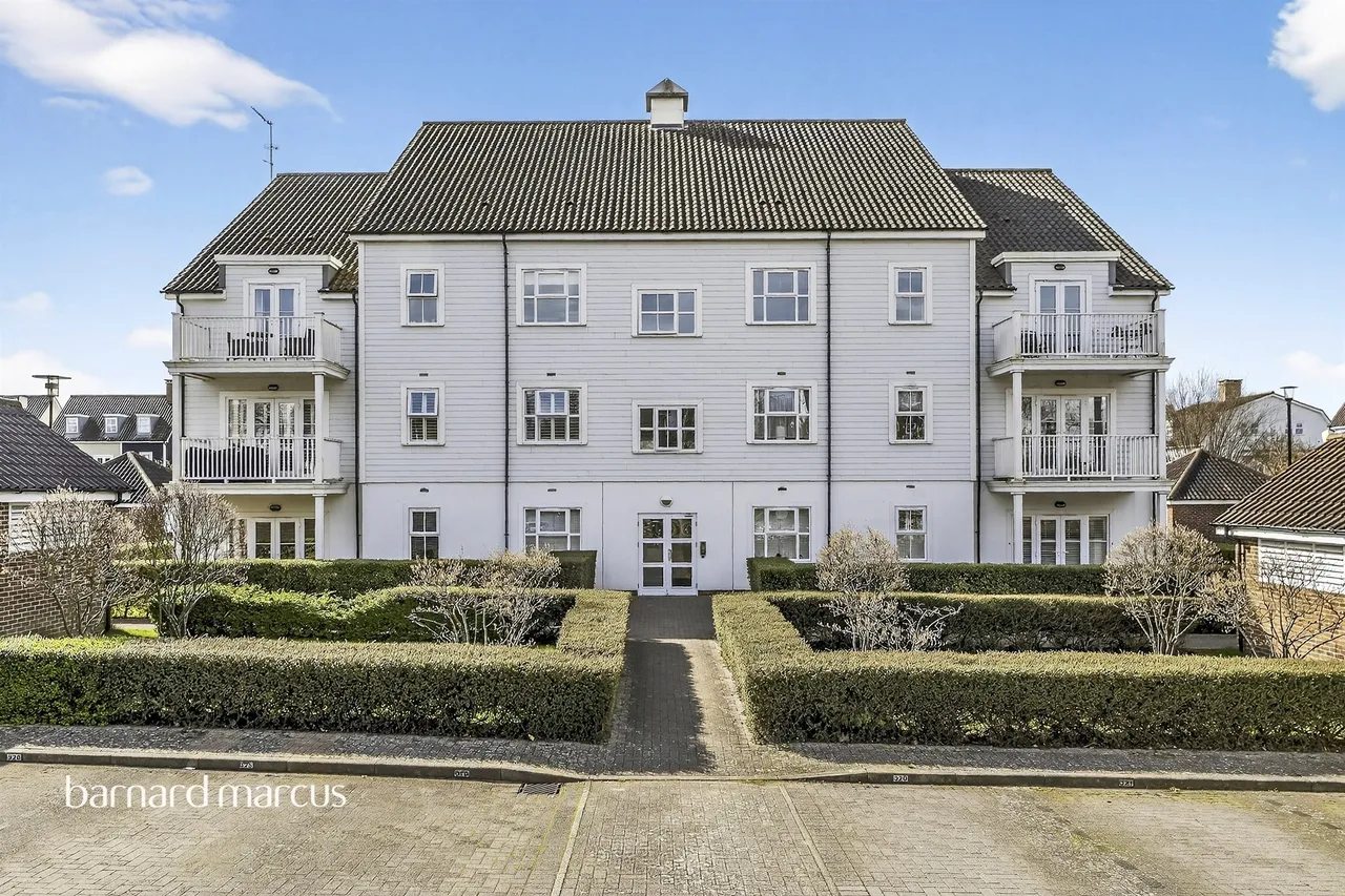 Beaumont Drive, Worcester Park, KT4, photo 15