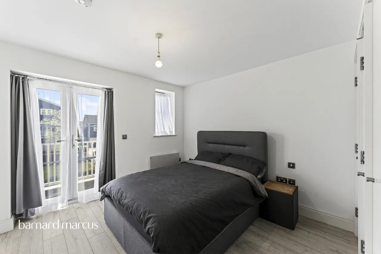 Beaumont Drive, Worcester Park, KT4, photo 8