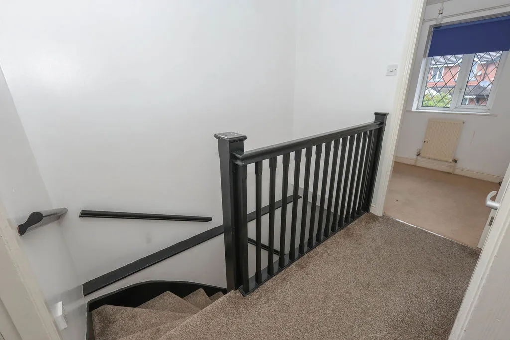 Margroy Close, Rochdale, OL12, photo 5