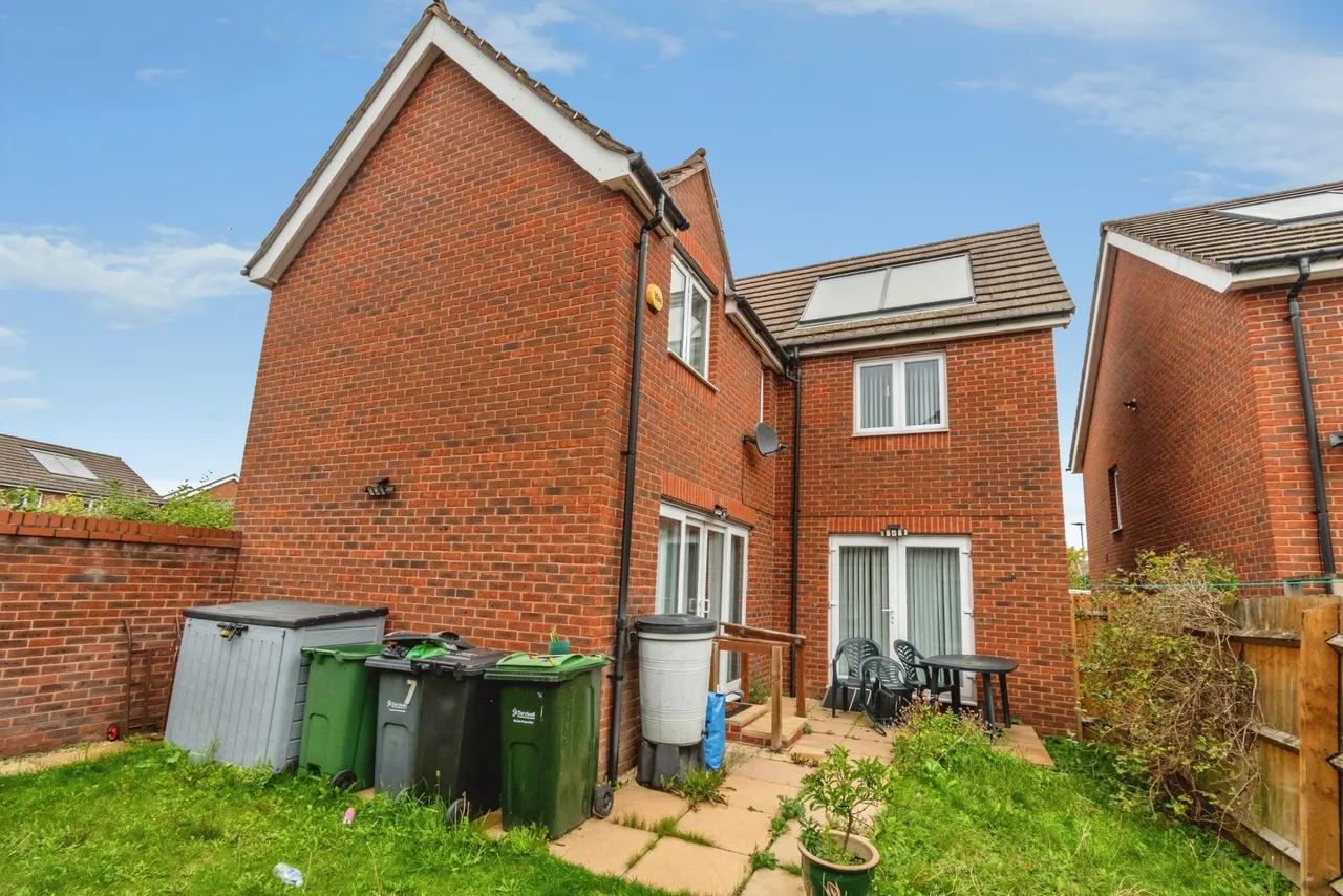 Lower Comball, Tipton, DY4, photo 25