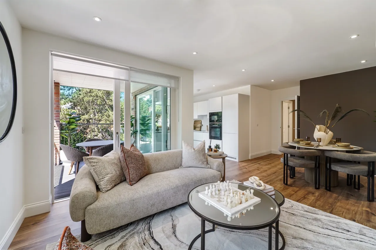 Woodcote Valley Road, Purley, CR8, photo 4