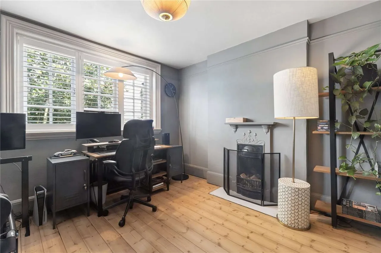 The Fairfield, Farnham, GU9, photo 20