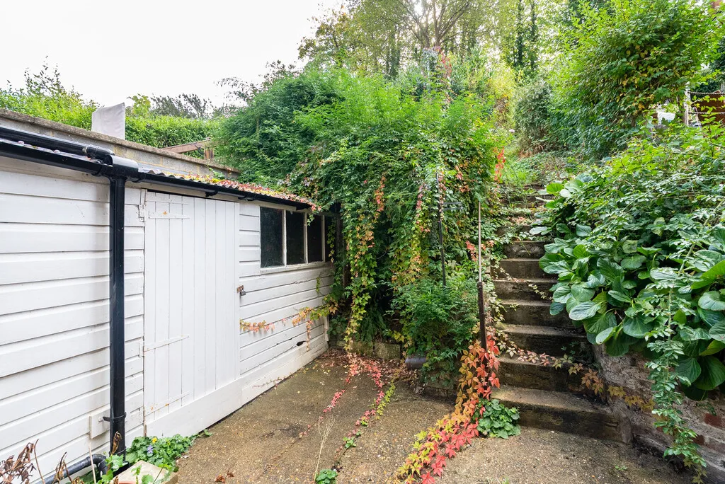 Harrow Road East, Dorking, RH4, photo 4