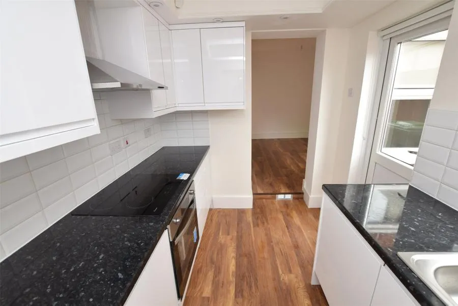 Clydesdale Road, Hornchurch, RM11, photo 13
