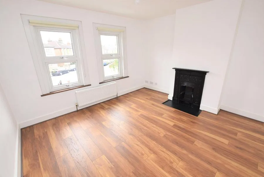 Clydesdale Road, Hornchurch, RM11, photo 8