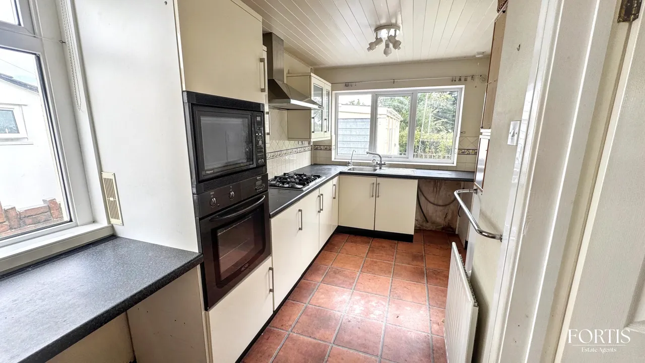 Everswell Road, Cardiff, CF5, photo 7
