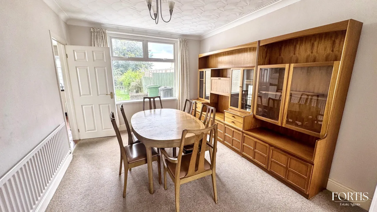 Everswell Road, Cardiff, CF5, photo 5