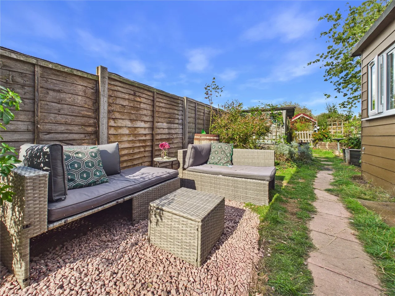 Lynn's Hall Close, Great Waldingfield, CO10, photo 10
