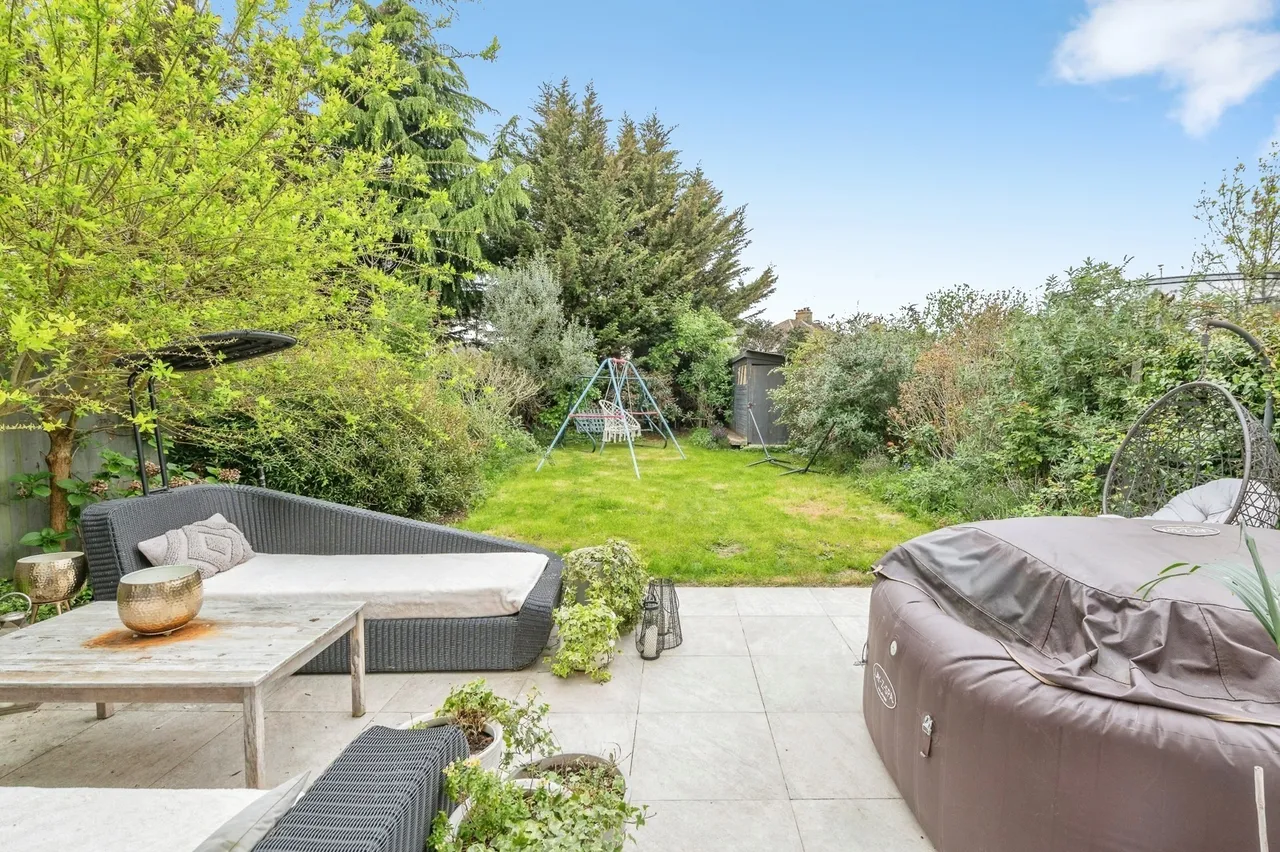 Hathaway Road, Grays, Essex, RM17, photo 22