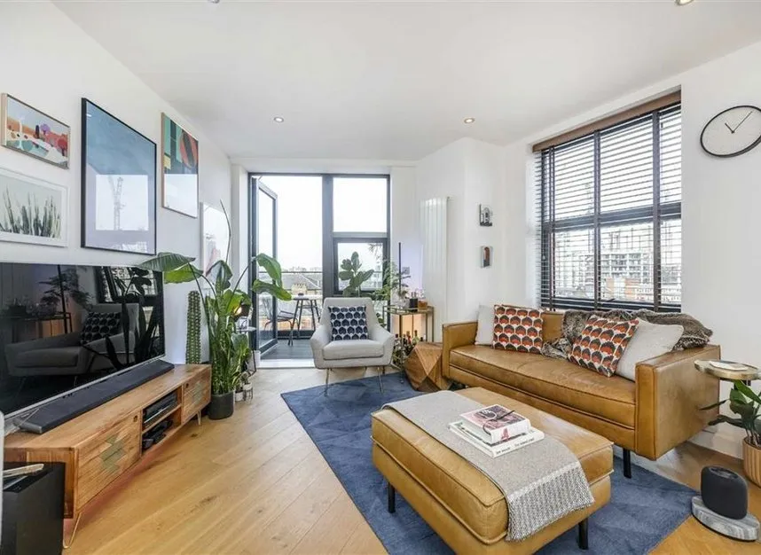 1 bed flat for sale — Esker Place, Cambridge Heath, E2