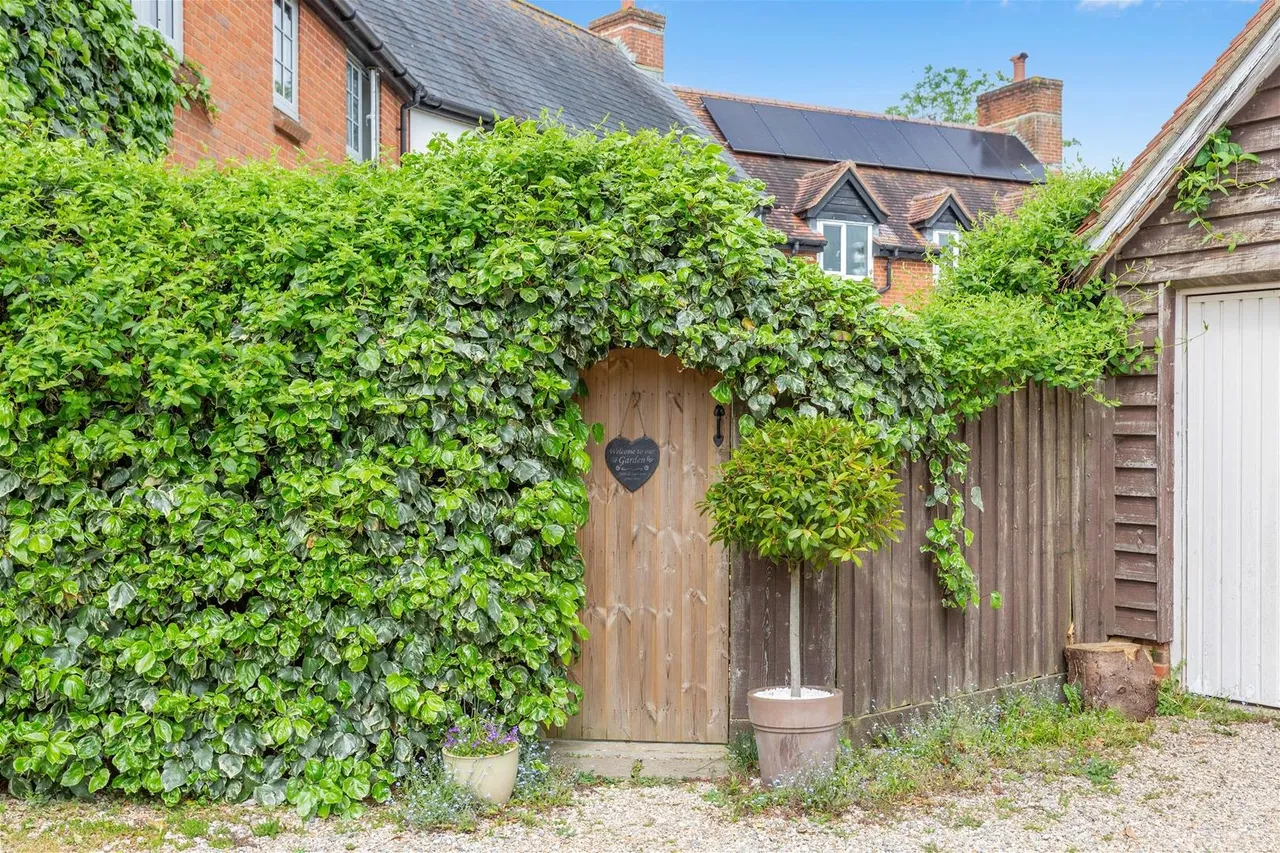 Woodlands Hazelbury Bryan, Sturminster Newton DT10 2DD, photo 37