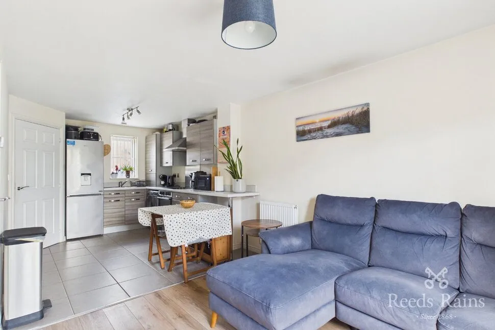 Sycamore Drive, Castleford, West Yorkshire, WF10, photo 2