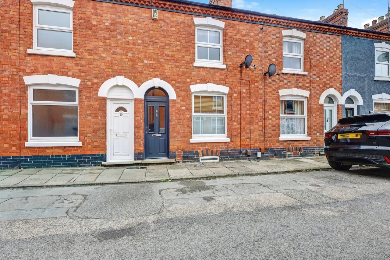 2 bed house for sale — Lincoln Street, Kingsthorpe Village, Northampton, NN2