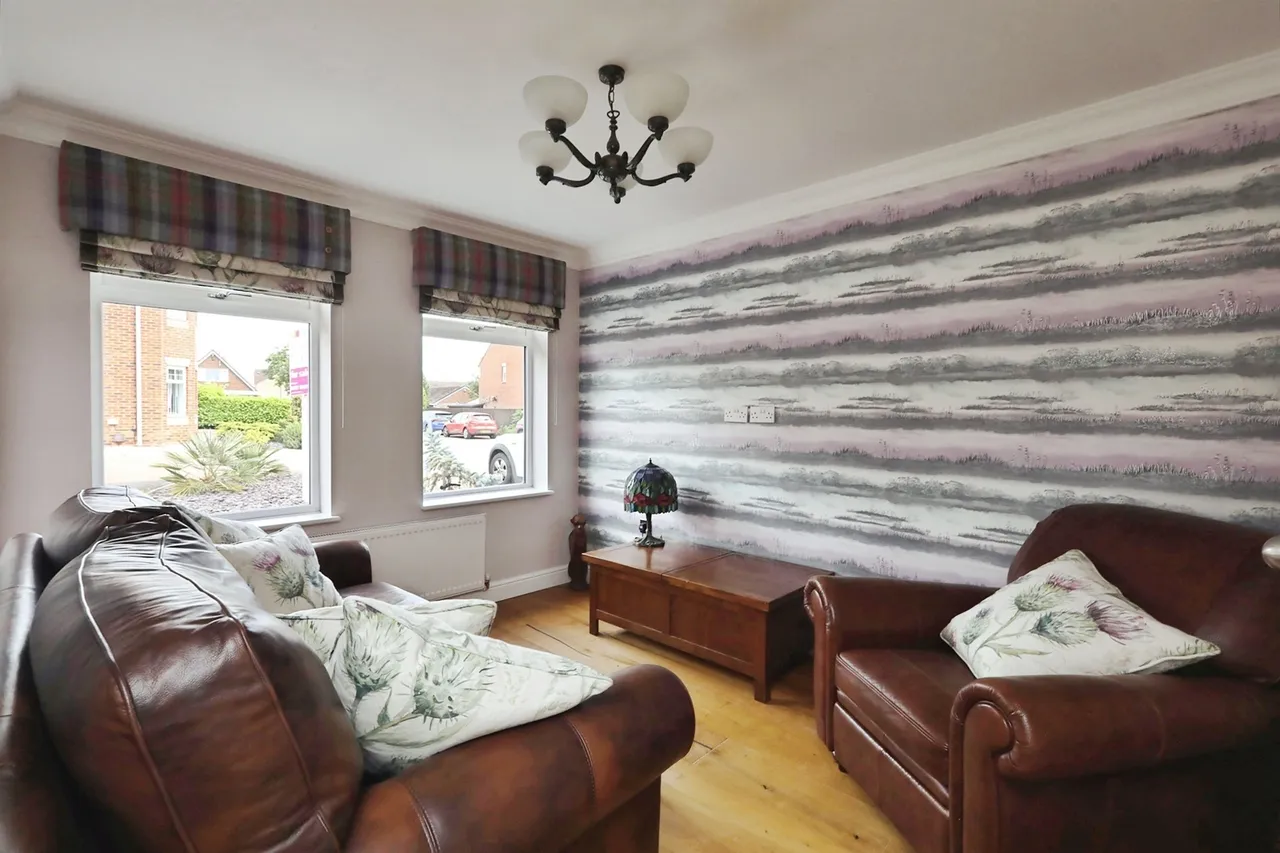 Town Wells Court, North Anston, Sheffield, photo 9
