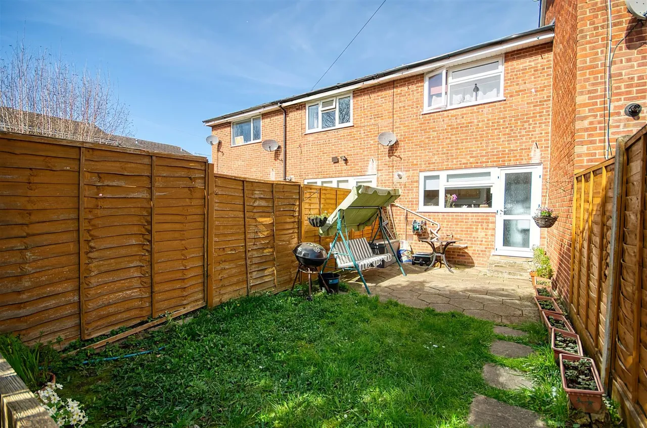 Woodlea Gardens, West End, Southampton, SO30 3GA, photo 2