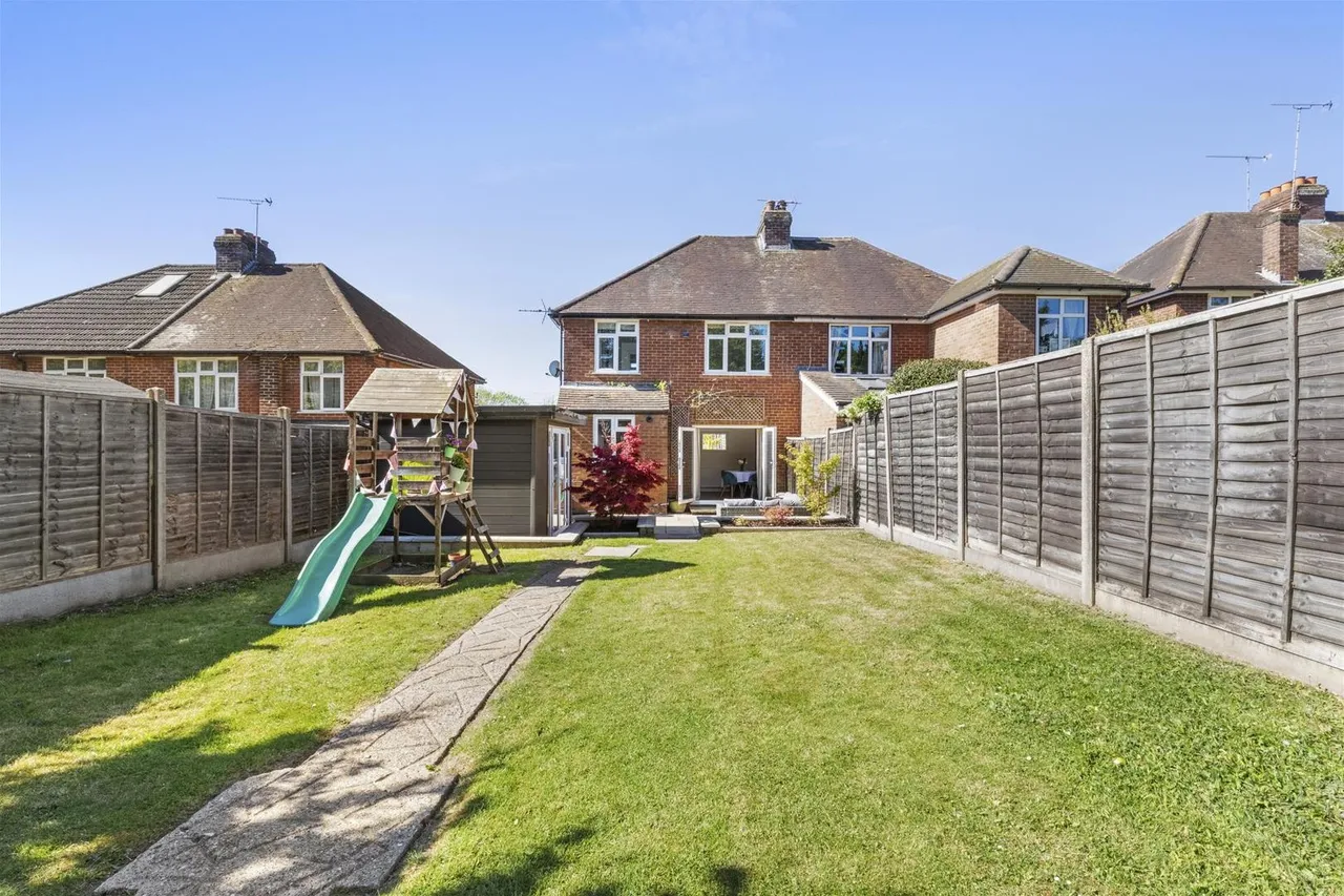 Guinions Road, High Wycombe, HP13, photo 12
