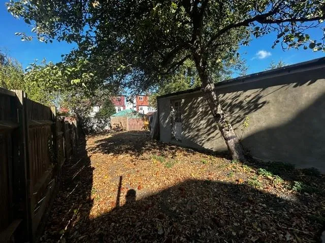 Tanfield Avenue, Neasden, NW2, photo 10