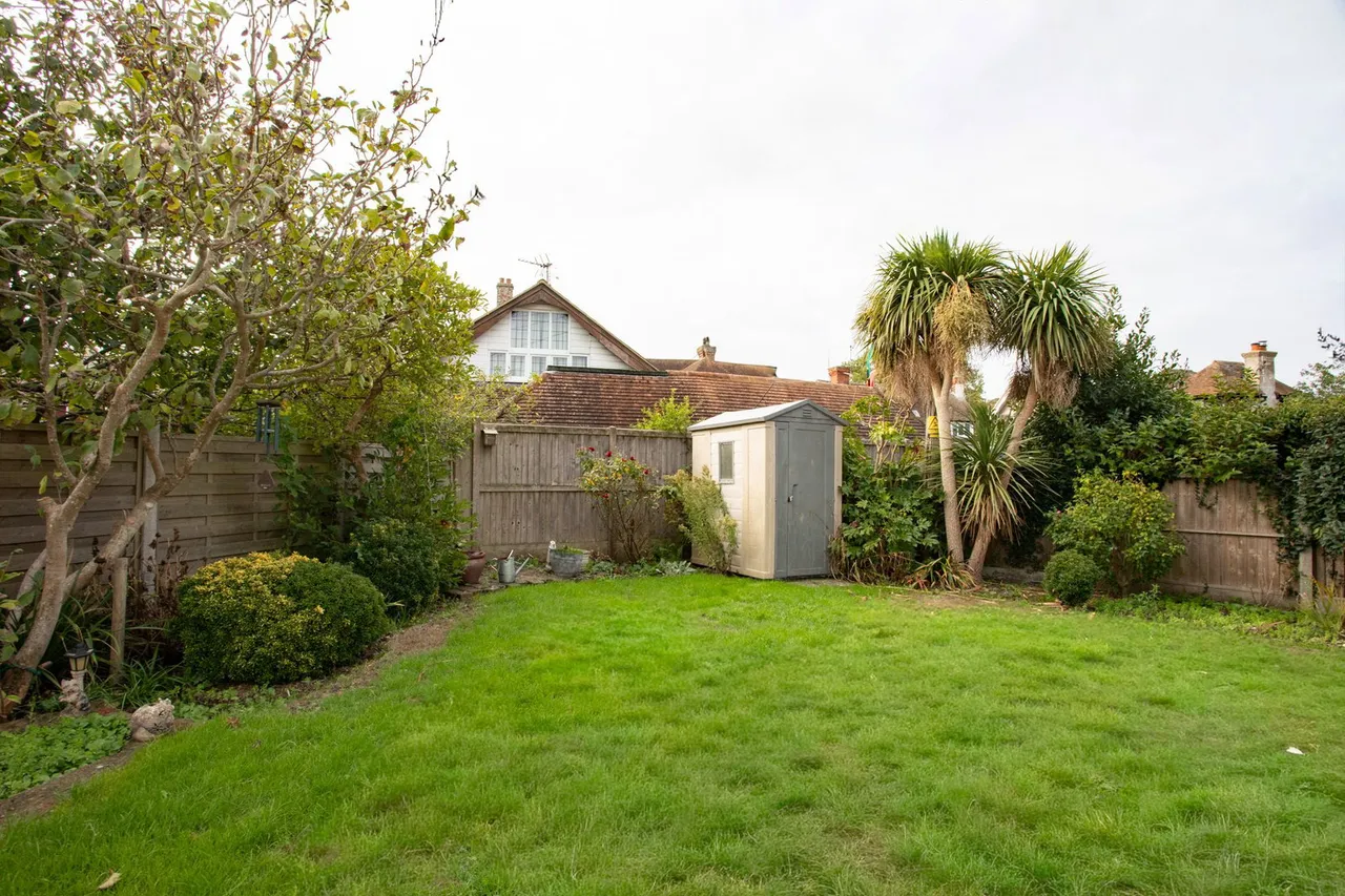 Ship Close, Dymchurch, TN29, photo 22