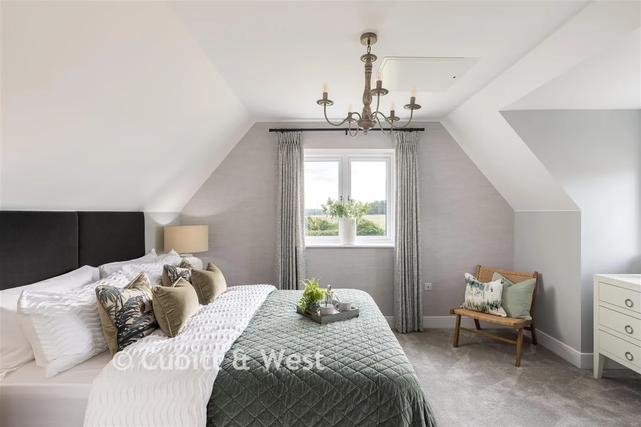 Buttercup Way, Temple Gate, RH15, photo 10