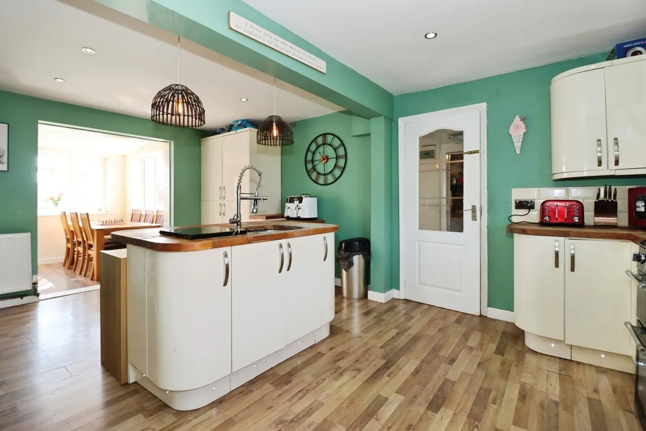 Albert Road, Severn Beach, BS35, photo 2