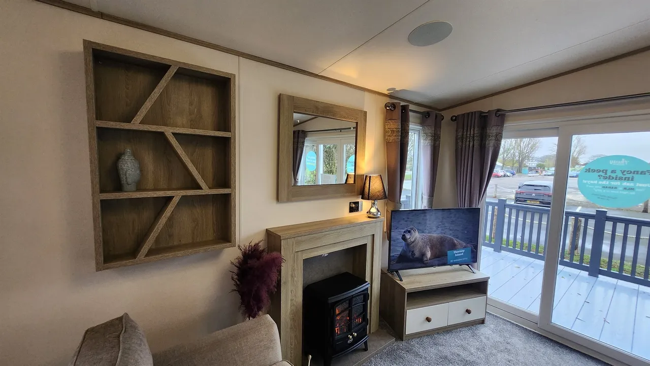 Mill Rythe Coastal Village, Havant Road, Hayling Island, photo 3