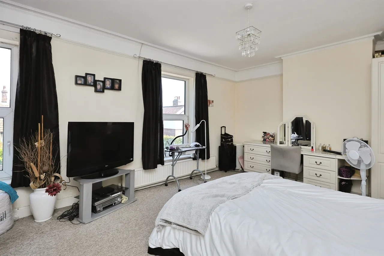 Crown Road, Dereham, photo 11
