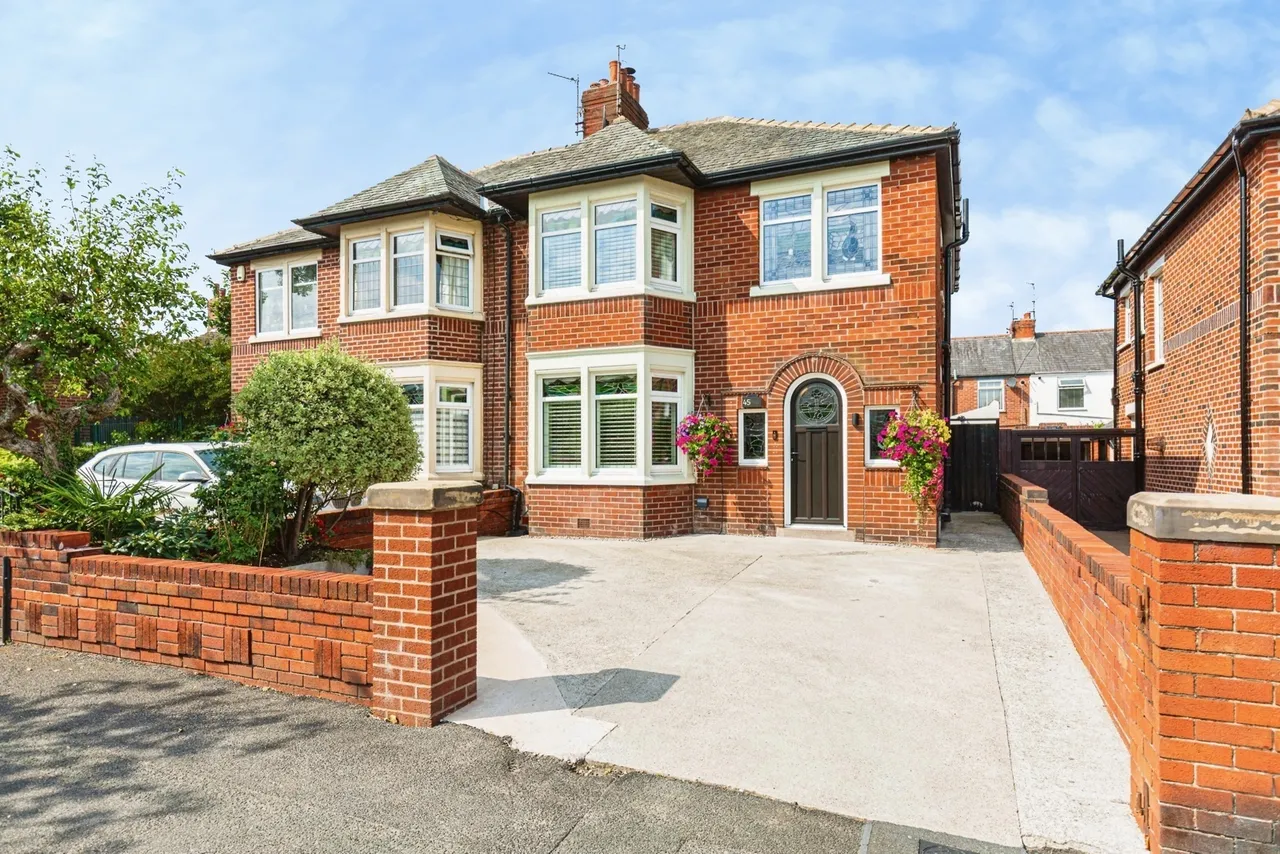 3 bed house for sale, South Park Drive, Blackpool, FY3