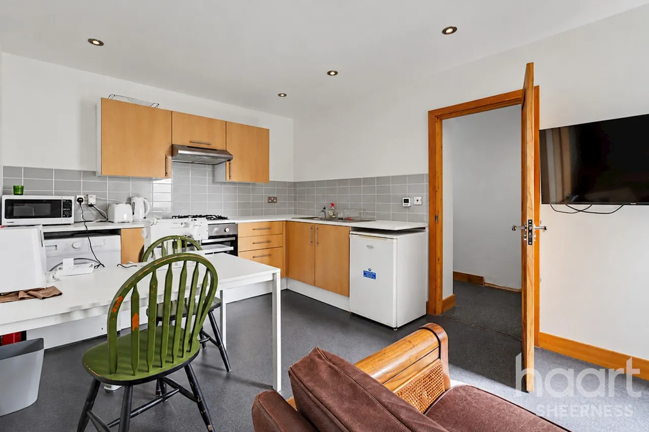 Wards Hill Road, Sheerness, ME12, photo 26