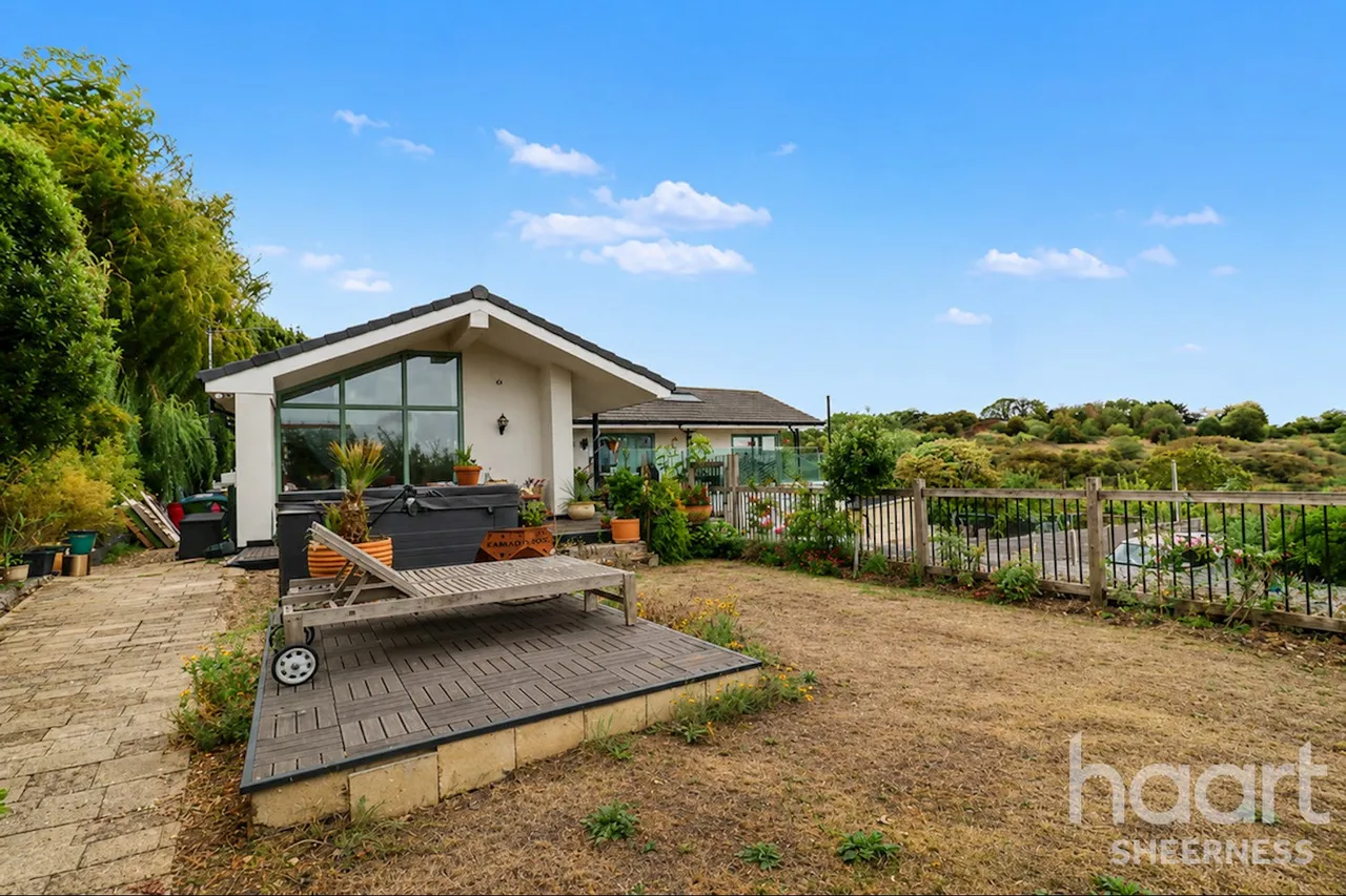 Wards Hill Road, Sheerness, ME12, photo 18