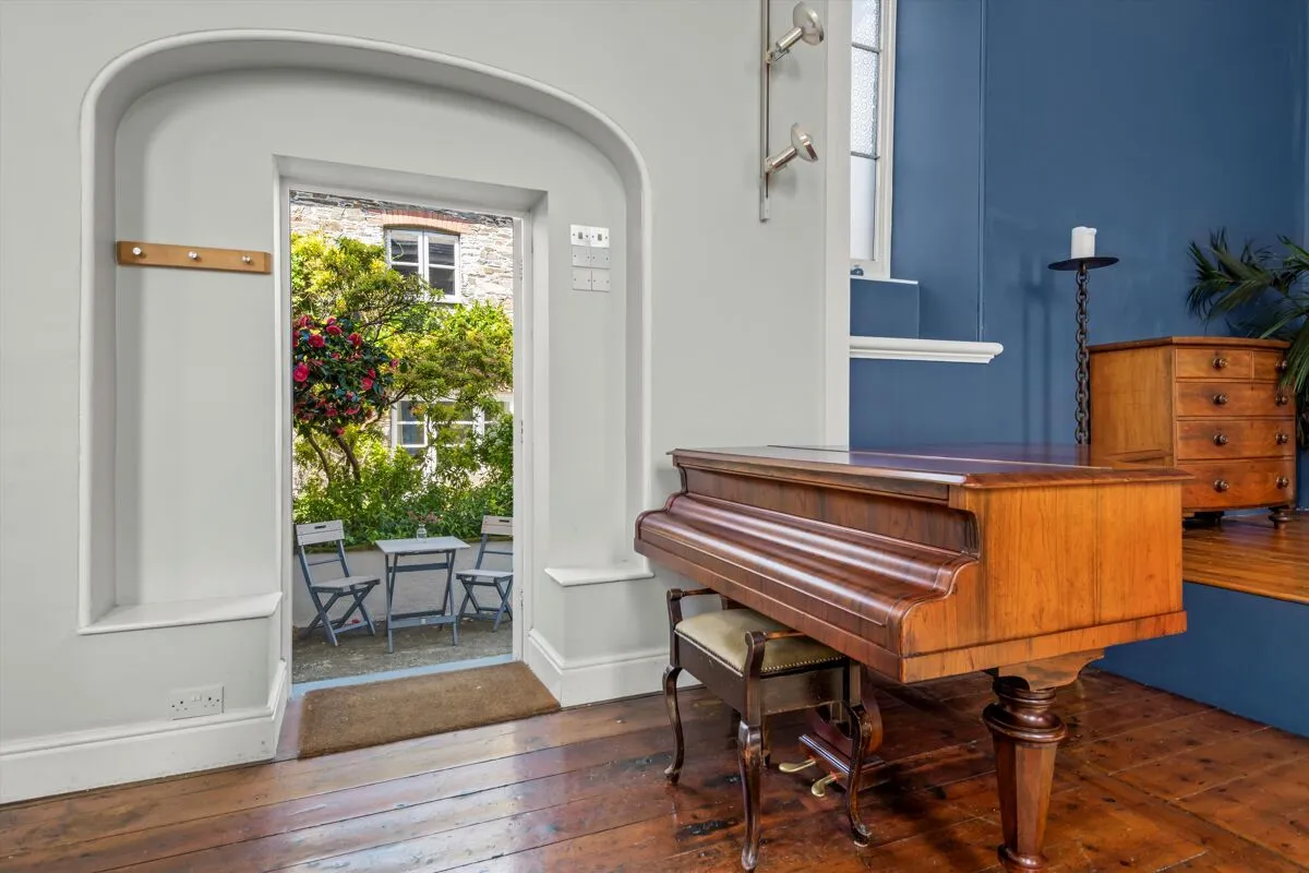 The Music Room, Chantry, TQ7, photo 8