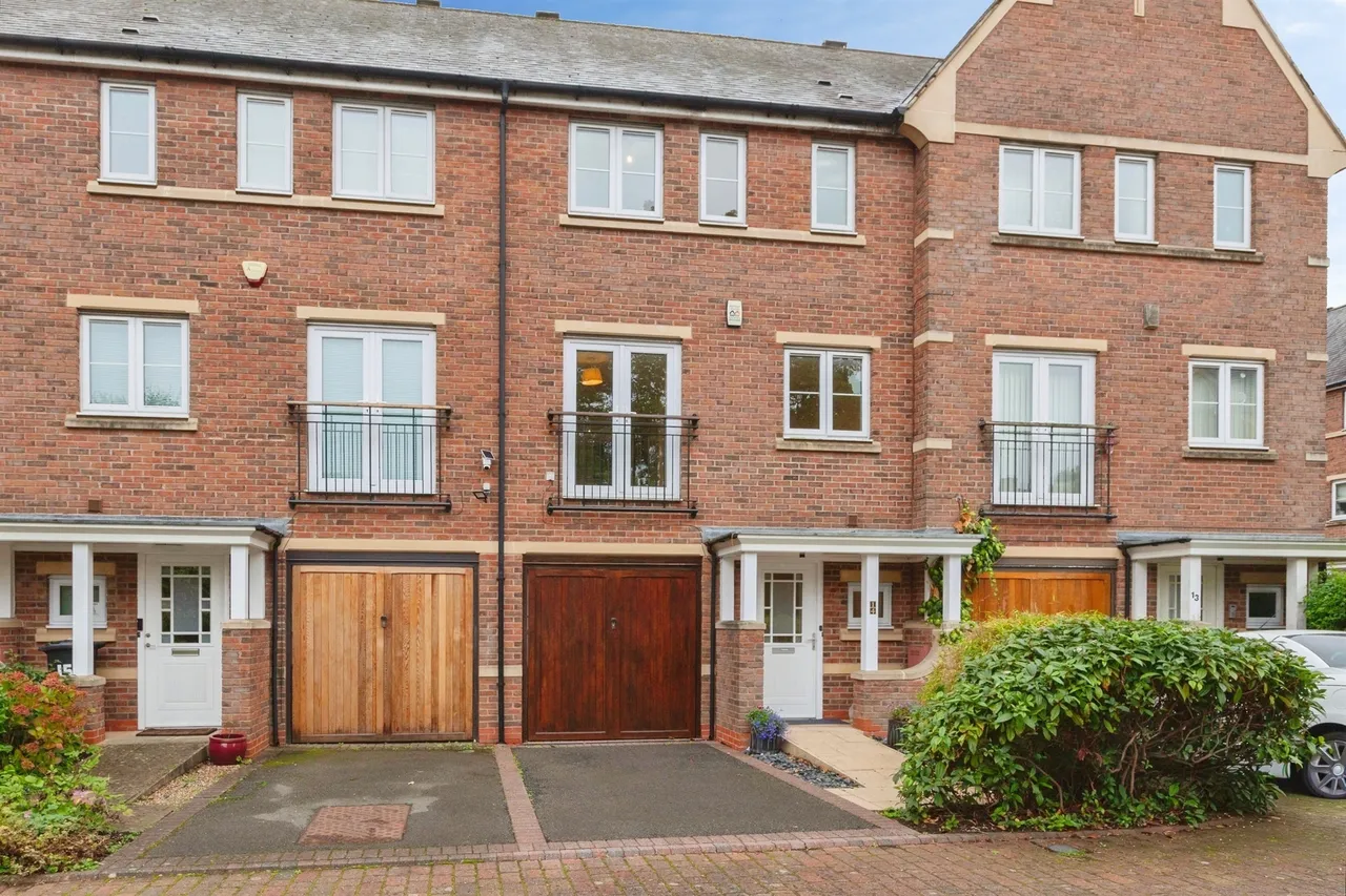 4 bed house for sale, Scholars Walk, Leicester, LE2