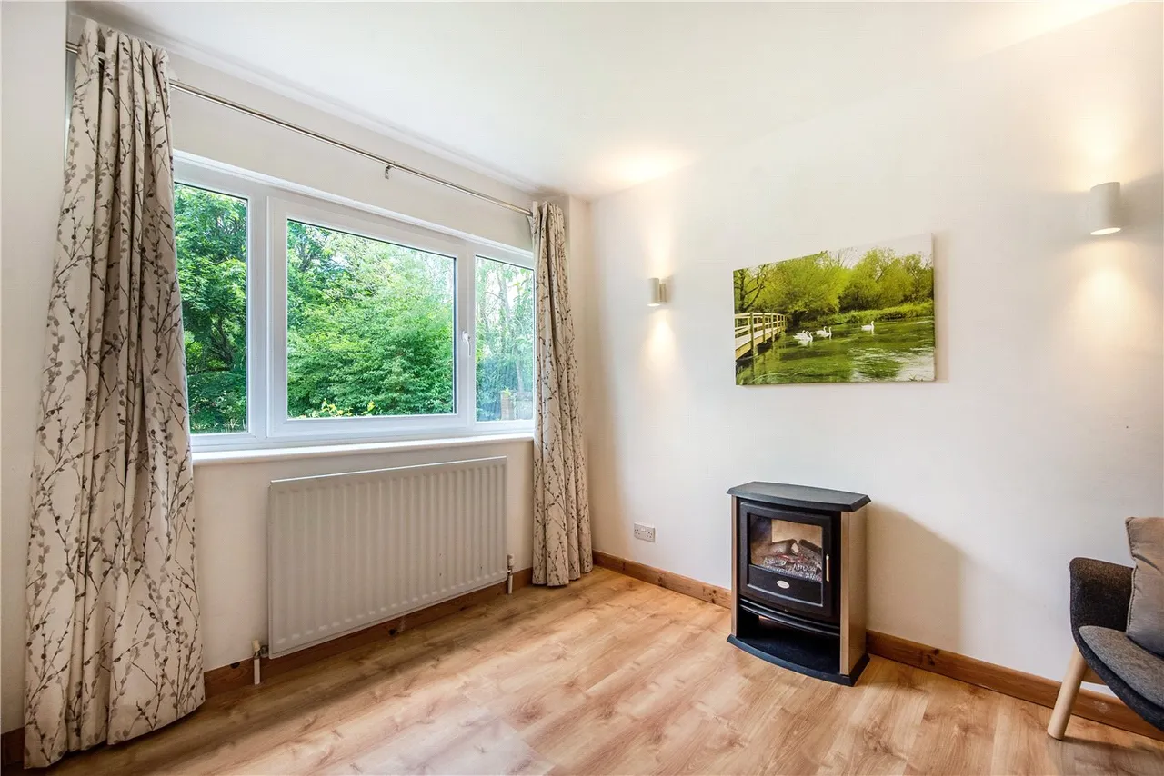 Manningford Close, Winchester, Hampshire, SO23, photo 8
