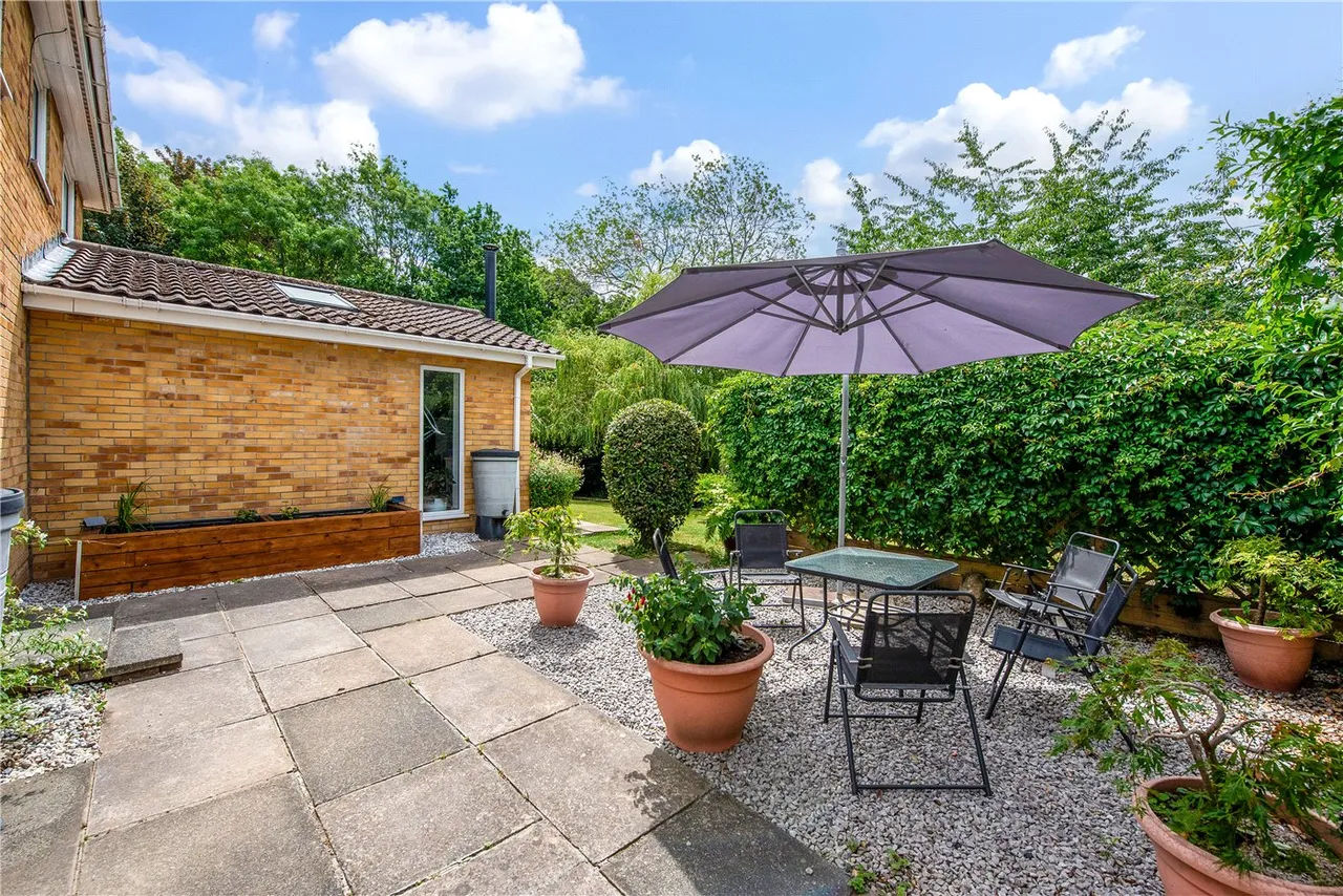 Manningford Close, Winchester, Hampshire, SO23, photo 5