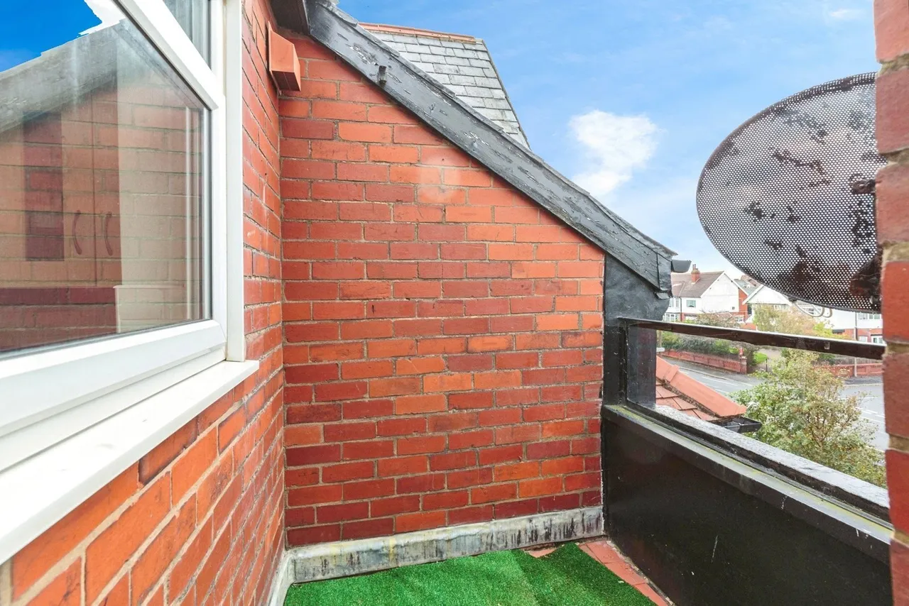 Clifton Drive South, Lytham St. Annes, FY8, photo 5
