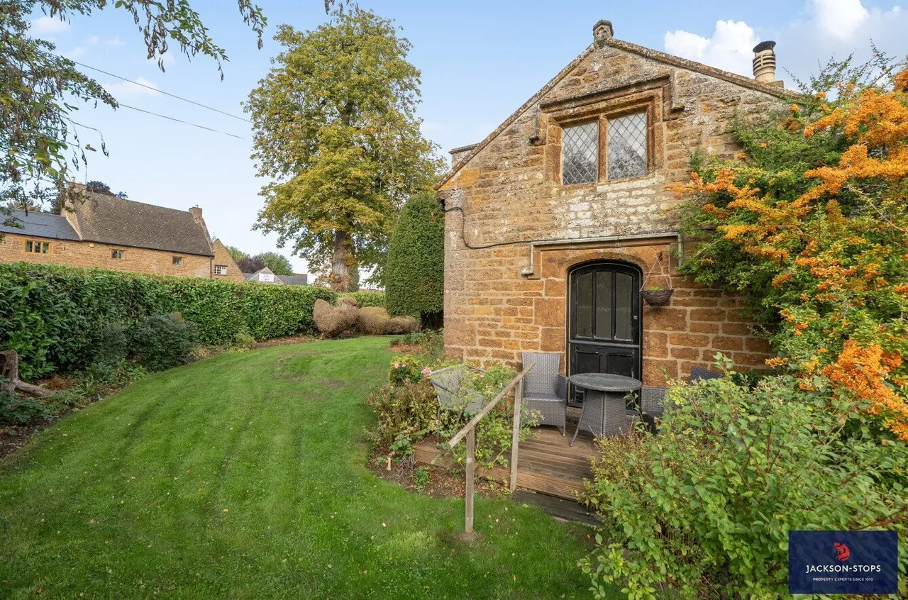 The Green, Badby, NN11, photo 26