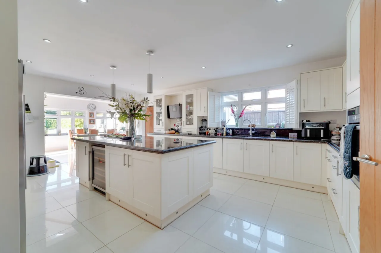 Bedford Road, Lower Stondon, SG16, photo 11