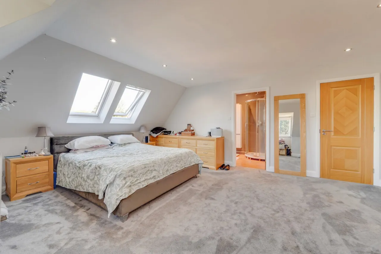 Bedford Road, Lower Stondon, SG16, photo 23