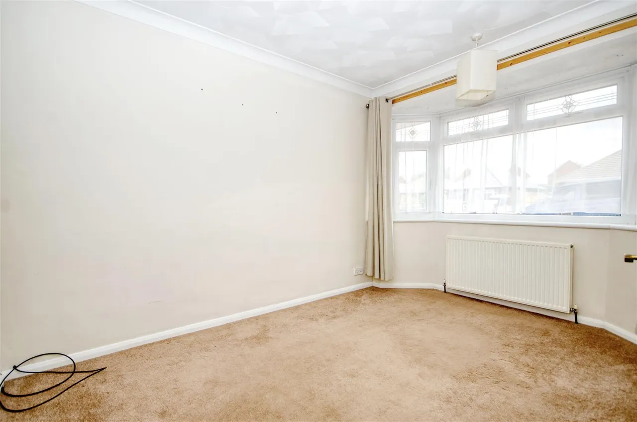 Charmwen Crescent, West End, Southampton, SO30 3AQ, photo 7