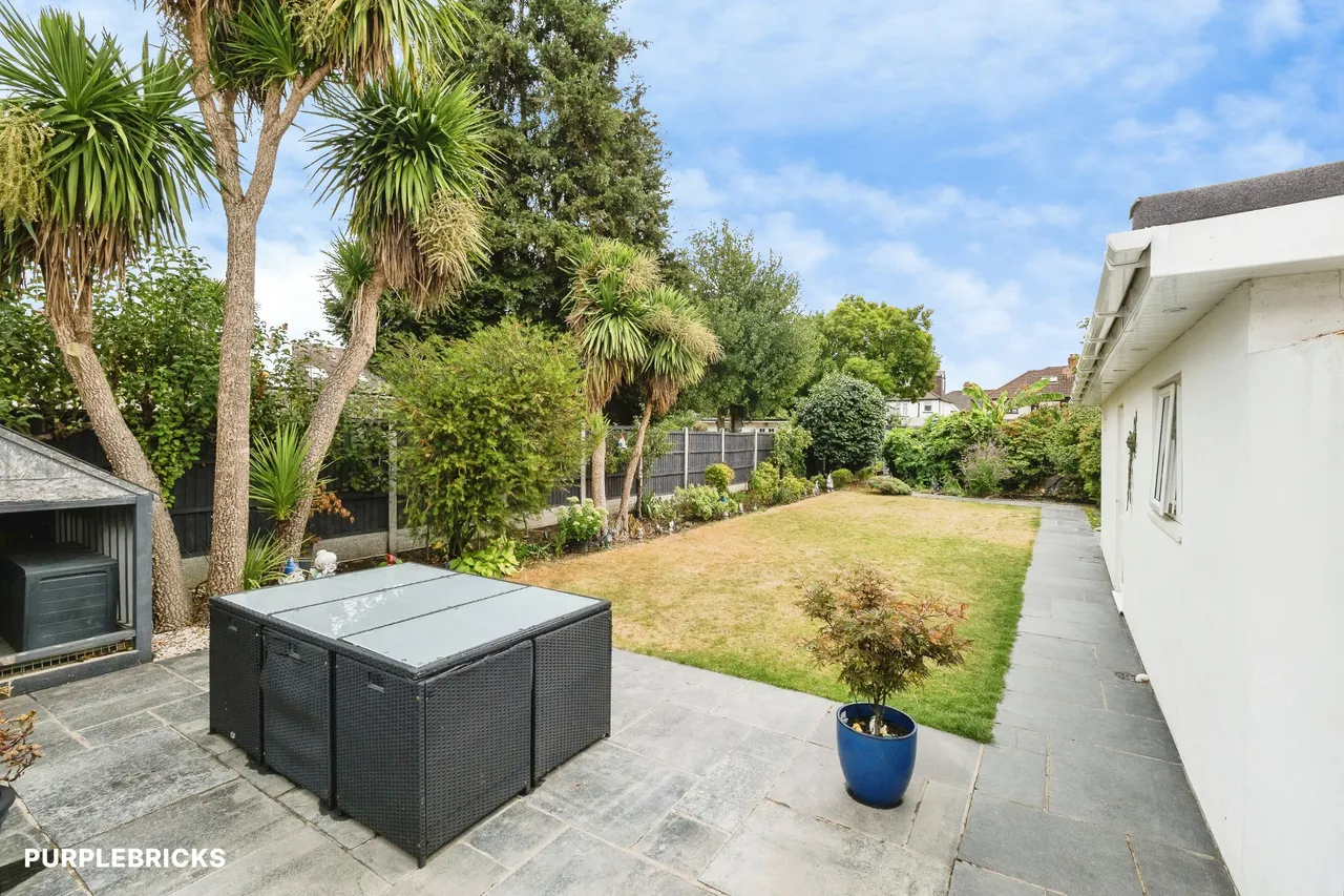 Levett Gardens, Ilford, IG3, photo 34