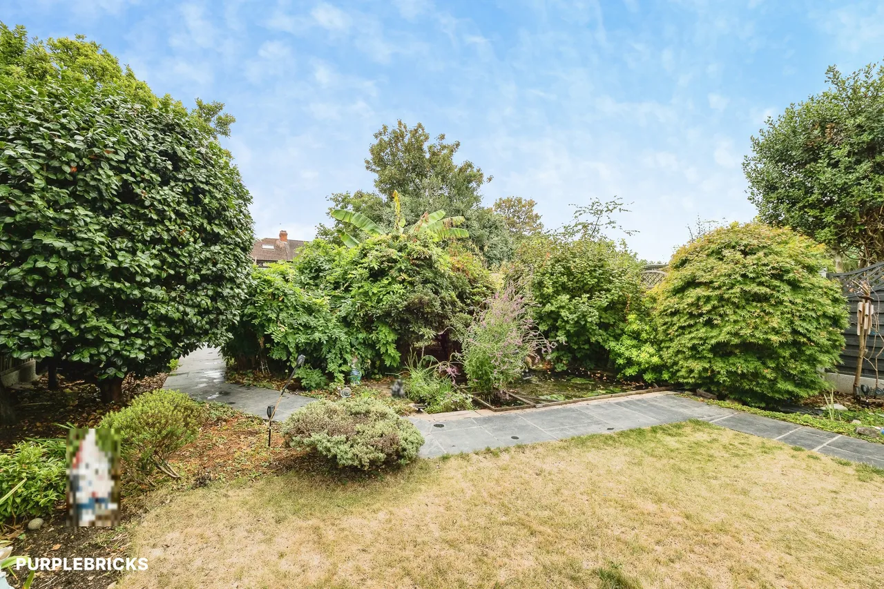 Levett Gardens, Ilford, IG3, photo 35