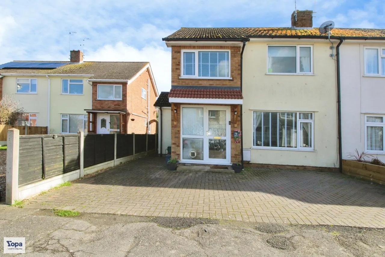 3 bed house for sale, Upland Crescent, West Mersea, CO5