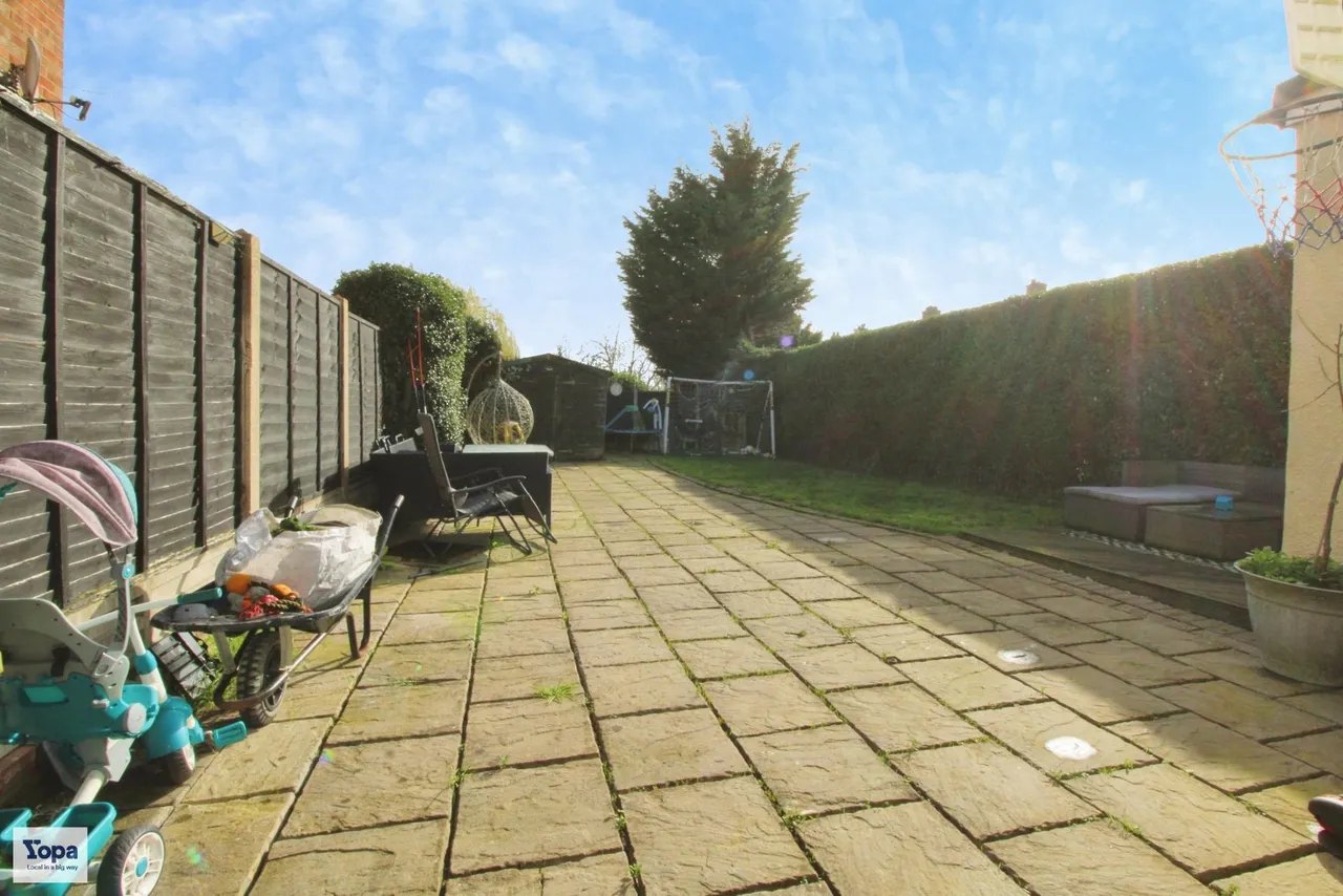 Upland Crescent, West Mersea, CO5, photo 19