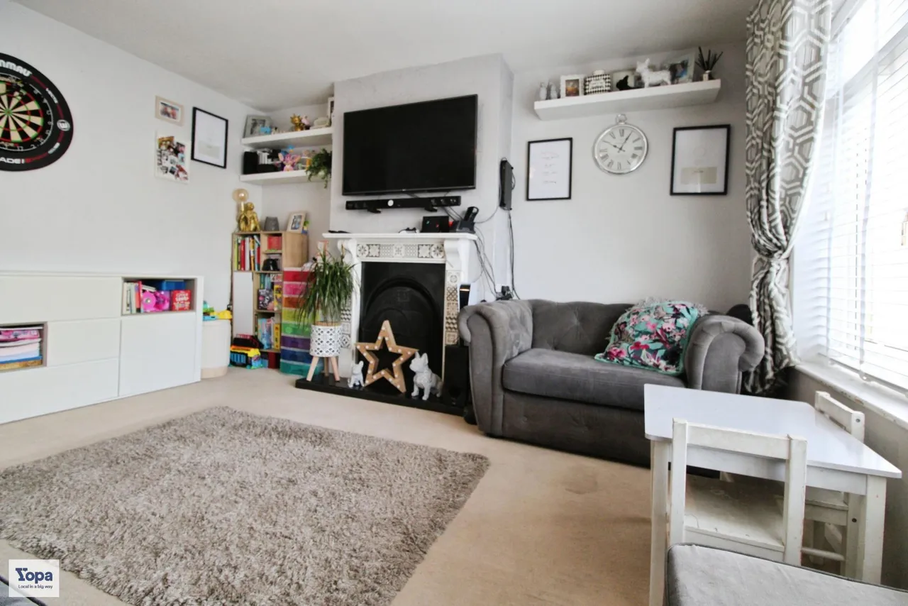 Upland Crescent, West Mersea, CO5, photo 3