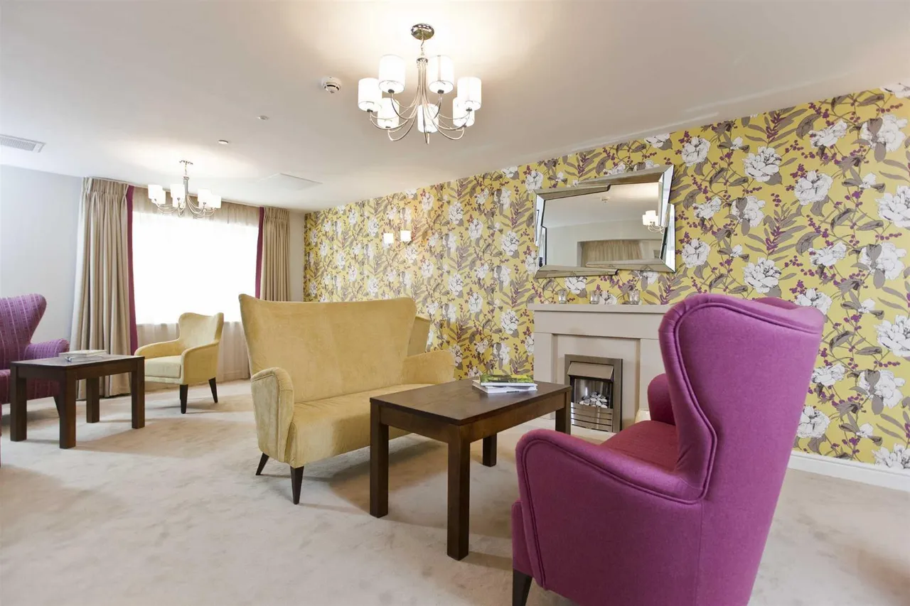 Malmesbury Road, Chippenham, SN15, photo 15