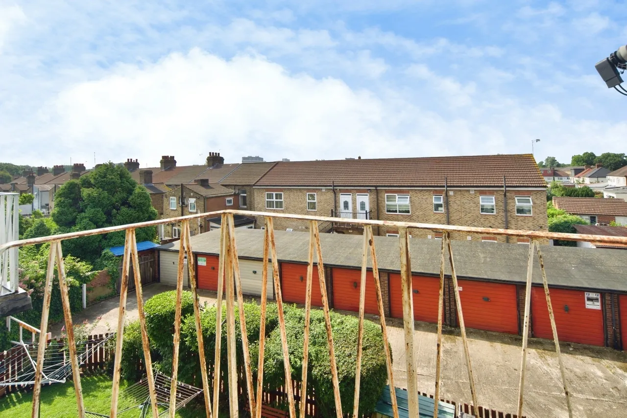 Lopen Road, London, N18, photo 15